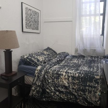 Private Room In East Village Apartment New York Dış mekan fotoğraf